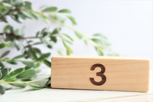 3